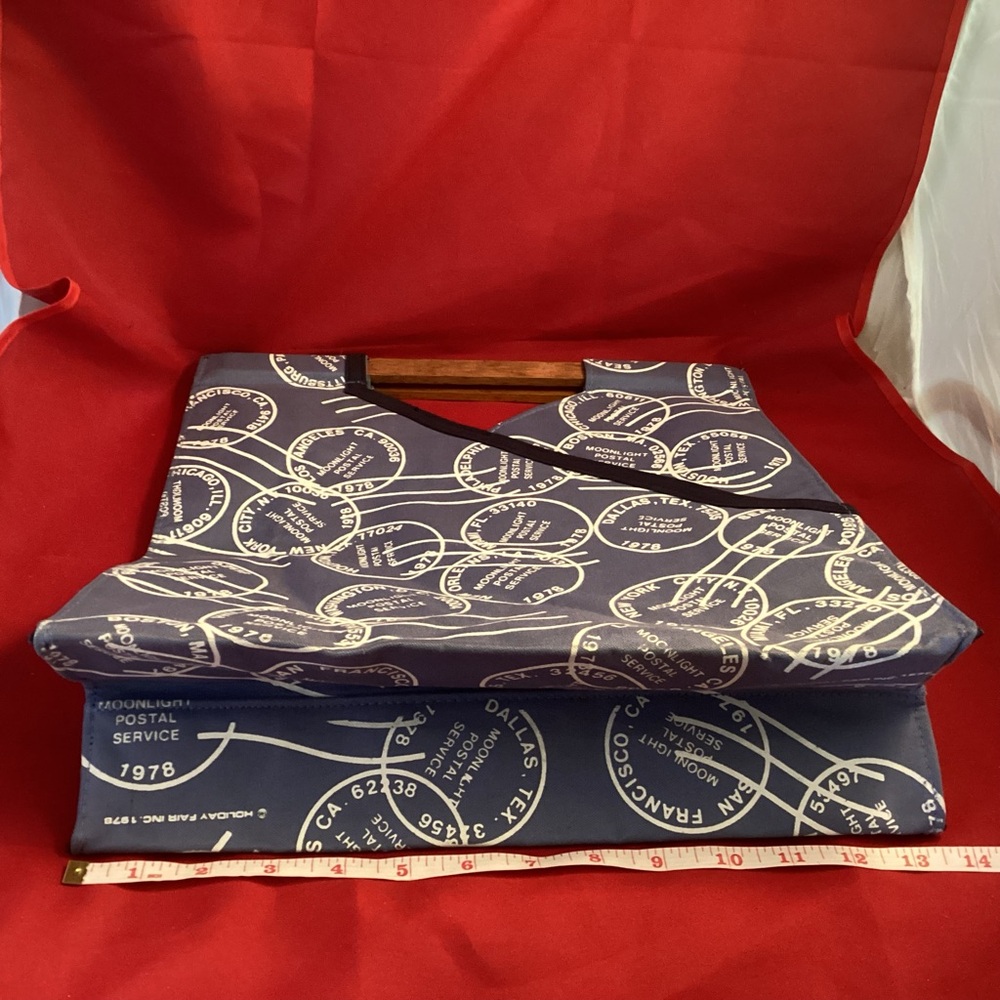 Holiday Fair 1978 tote bag with wood handles - Picture 6 of 11